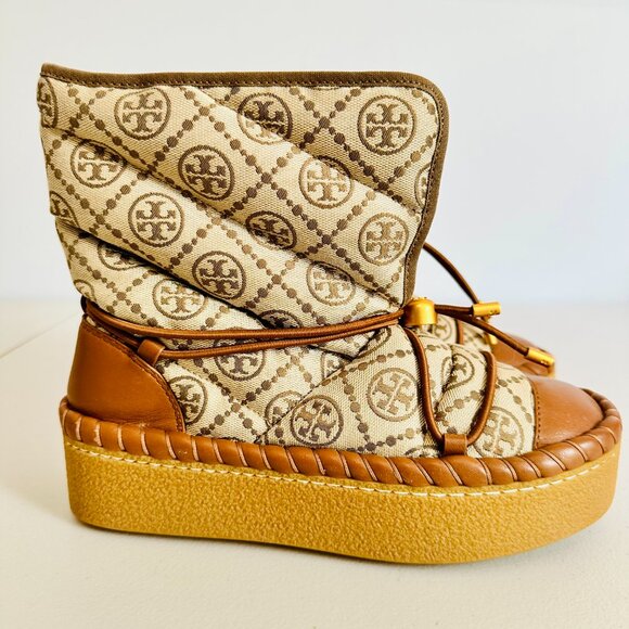 NEW TORY BURCH T SIGNATURE QUILTED CANVAS AND LEATHER SLEEPING BAG BOOTS - Picture 3 of 10